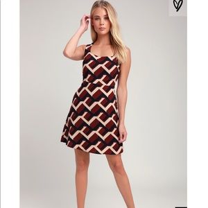 NWT Lulu's DINA BURGUNDY PRINT SQUARE NECK DRESS